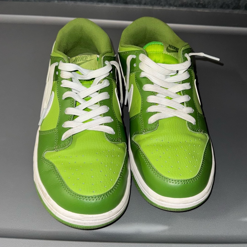 Nike Chlorophyll Green Dunks (Low)